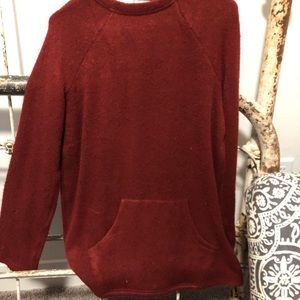 Maroon sweater- oversized